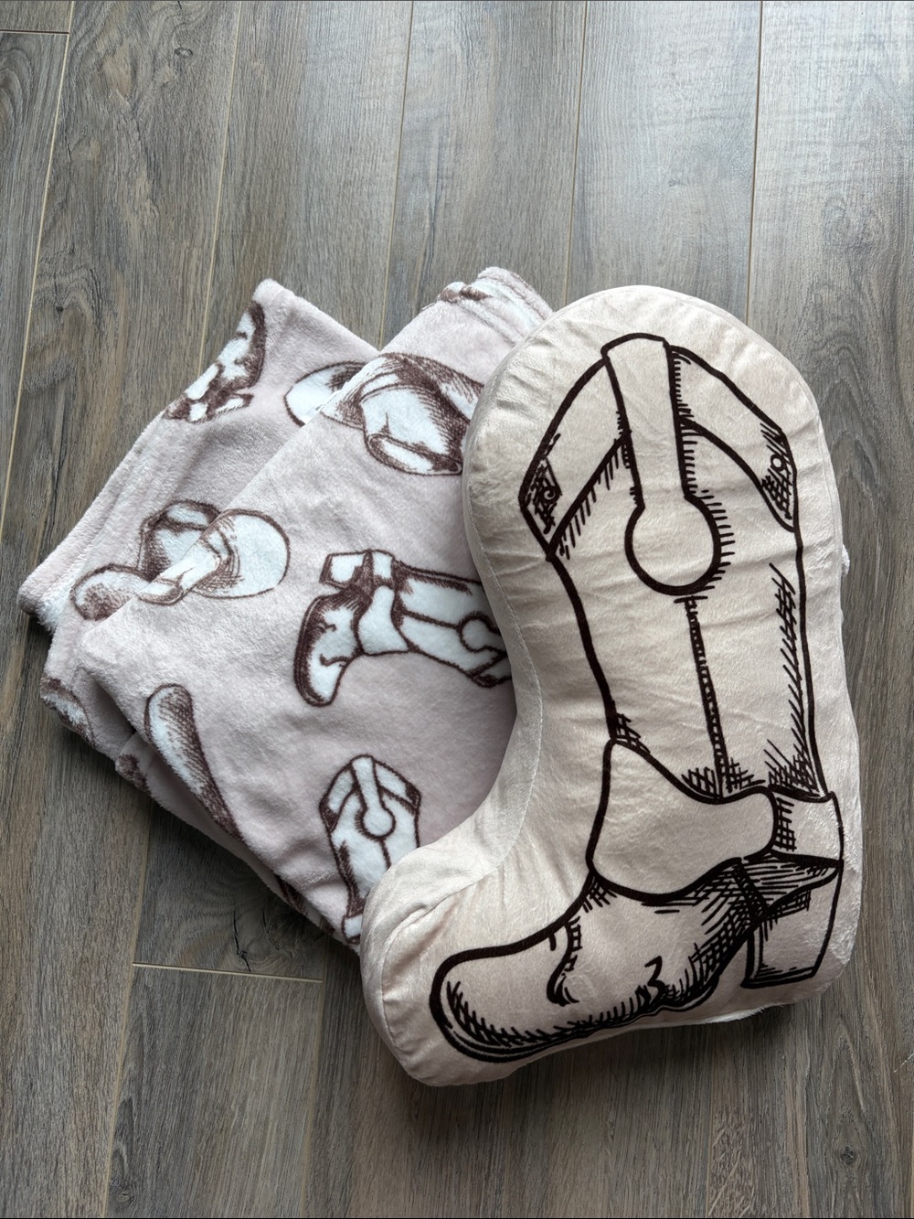 Western Boot Print Cushion and Matching Throw Set - Cream and Brown